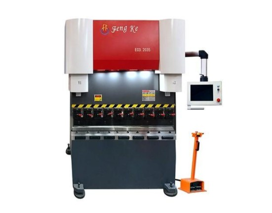 豐科機械創(chuàng)新純電伺服折彎機，乘勢折彎機節(jié)能環(huán)保新時代? 